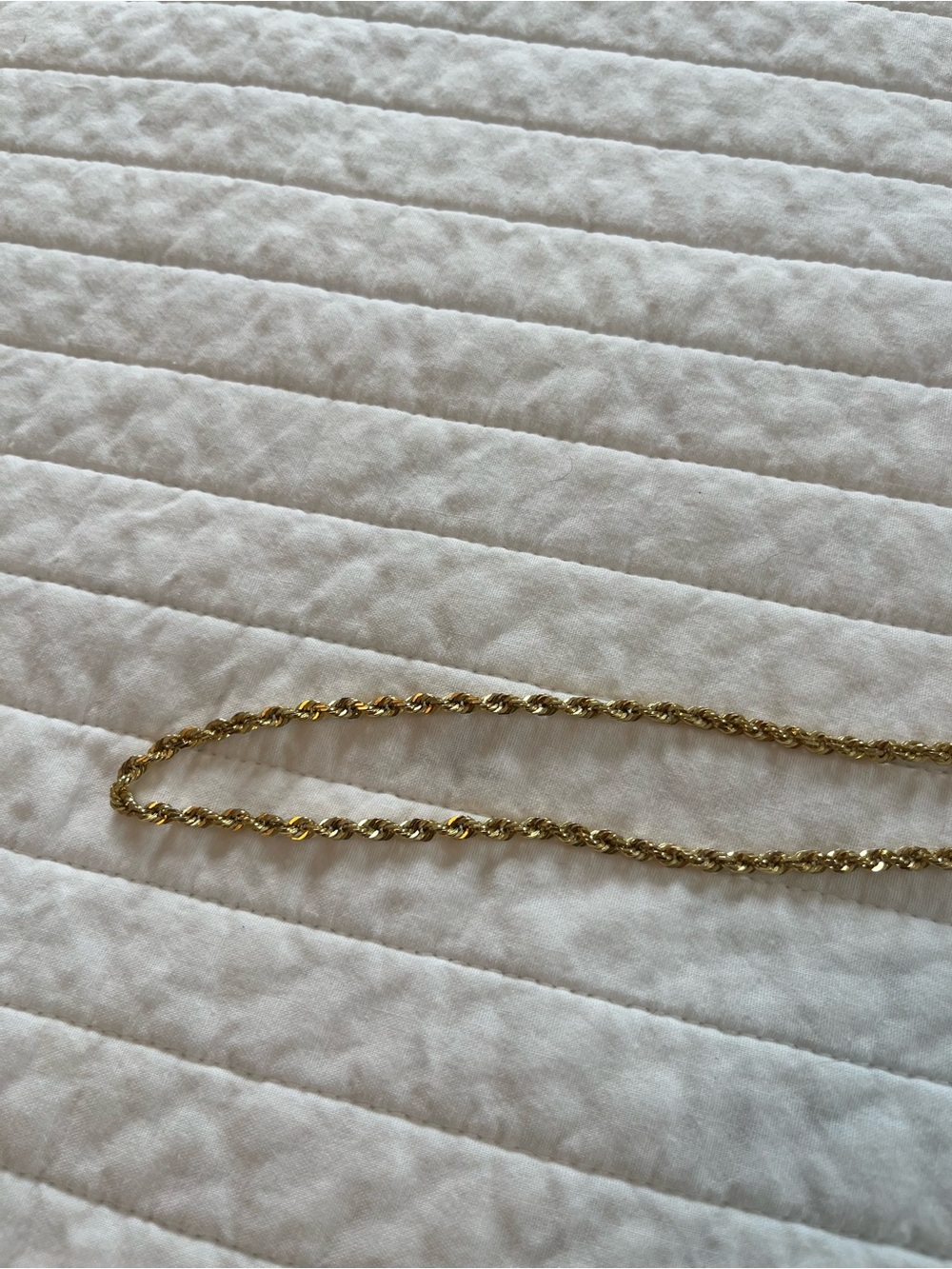 20” 10K Gold Rope Chain Necklace - Classic Women's Jewelry - Picture 5 of 7